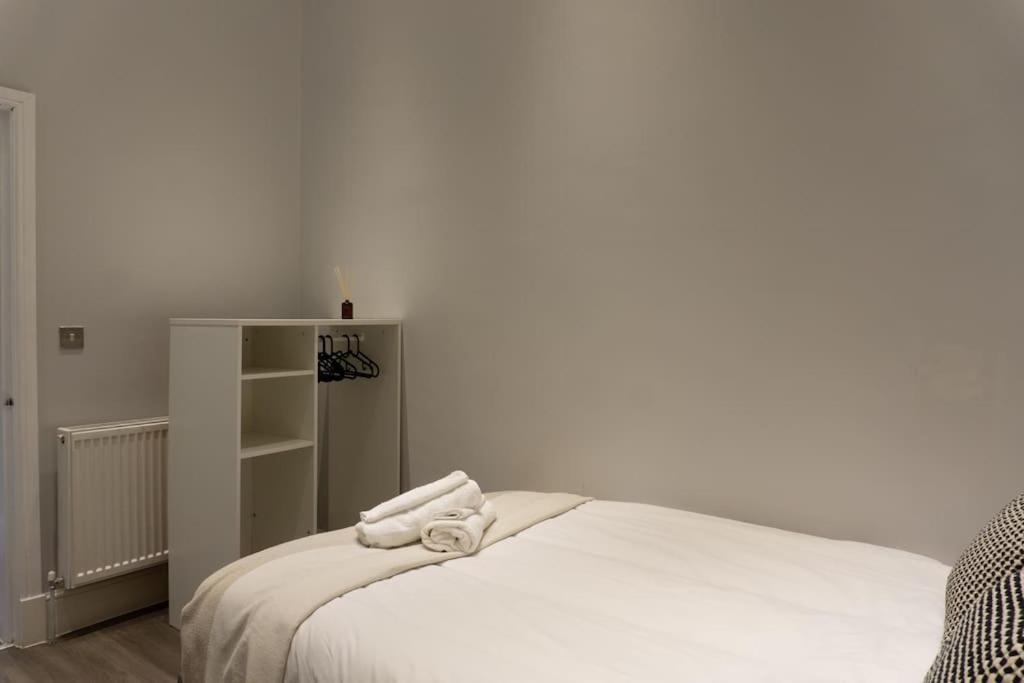 Spacious Apartment In City Centre - Free Parking Νότιγχαμ Εξωτερικό φωτογραφία