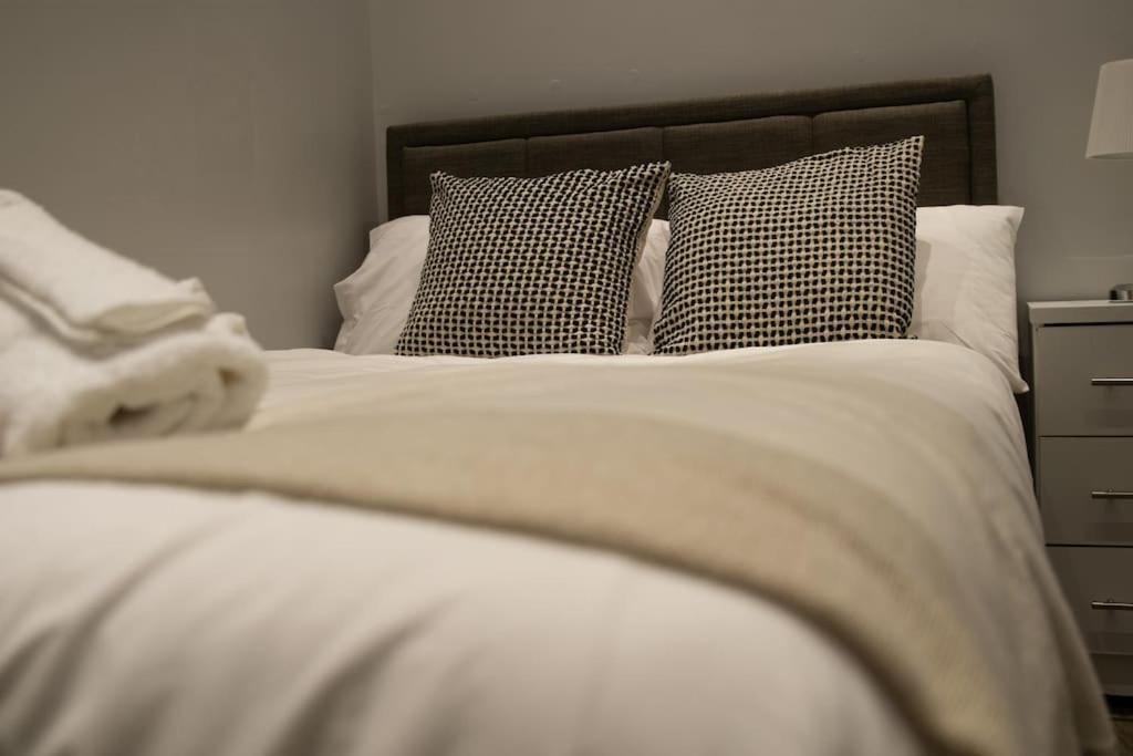 Spacious Apartment In City Centre - Free Parking Νότιγχαμ Εξωτερικό φωτογραφία