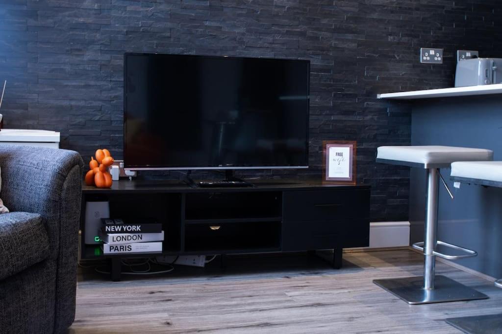 Spacious Apartment In City Centre - Free Parking Νότιγχαμ Εξωτερικό φωτογραφία